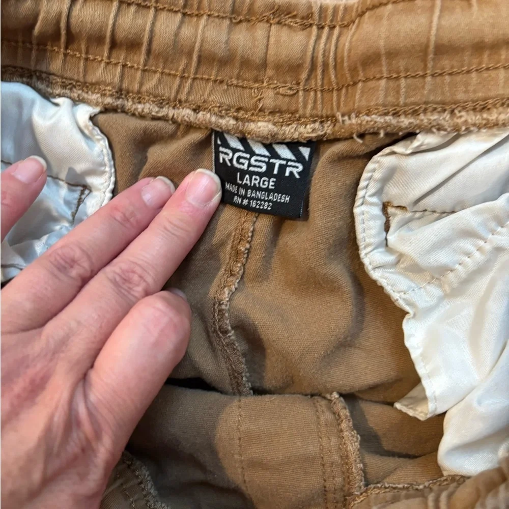 RGSTR Men’s Kahki Athletic Joggers - Size Large - Picture 3 of 3